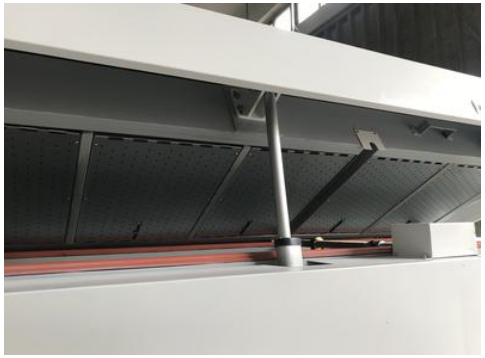 elektrische stutten vergemakkelijken de reflow-oven