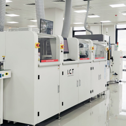 ICT-SS550P1 | Volautomatische online PCB-selectieve golfsoldeermachine met 2 soldeerpotten 