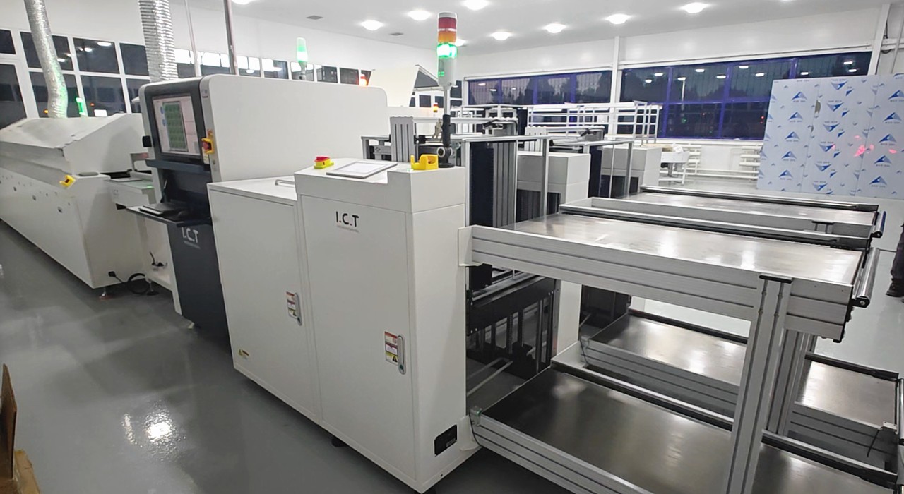 Apparatuur kopen is eenvoudig. Een fabriek bouwen is dat niet.