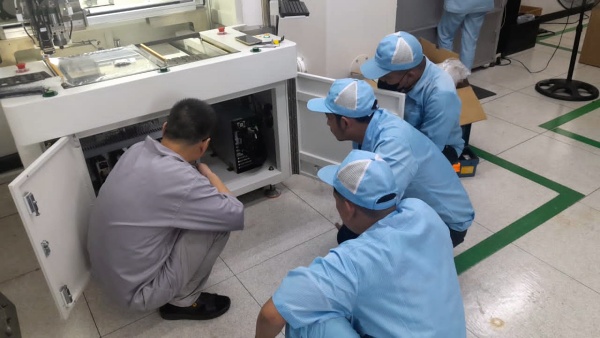 ICT Depaneling Machine in Indonesië