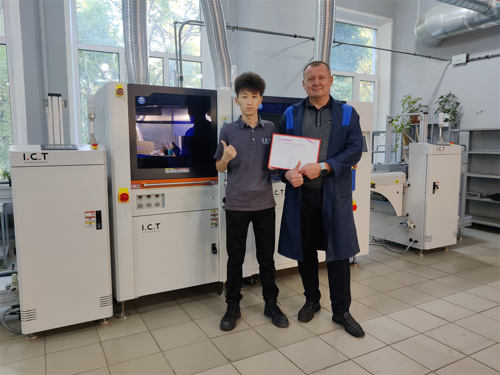 SMT -productielijn voor productie van automotive elektronica
