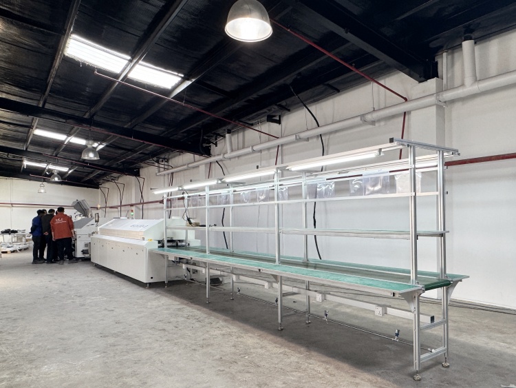 Semi-Auto LED-productielijn